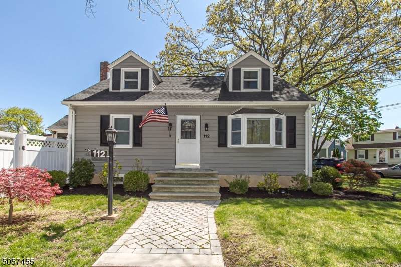 522 Passaic Ave - Photo 1
