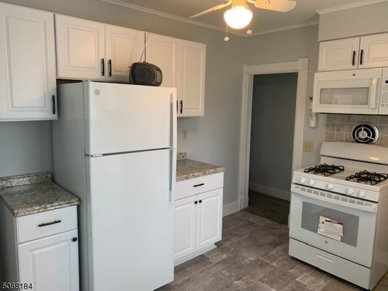 27 Brighton Rd - Photo 1