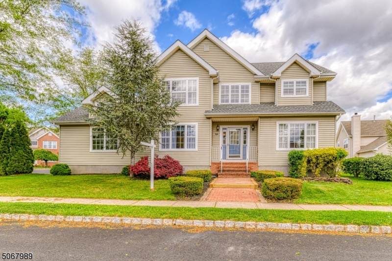 64 Nostrand Rd - Photo 1