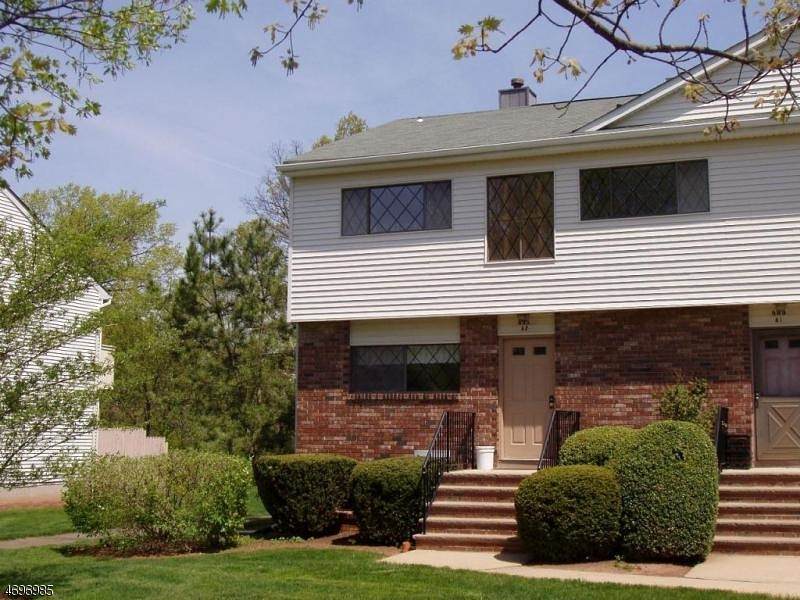 899 Merritt Dr - Photo 1