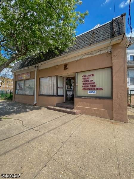 46 Franklin St - Photo 1