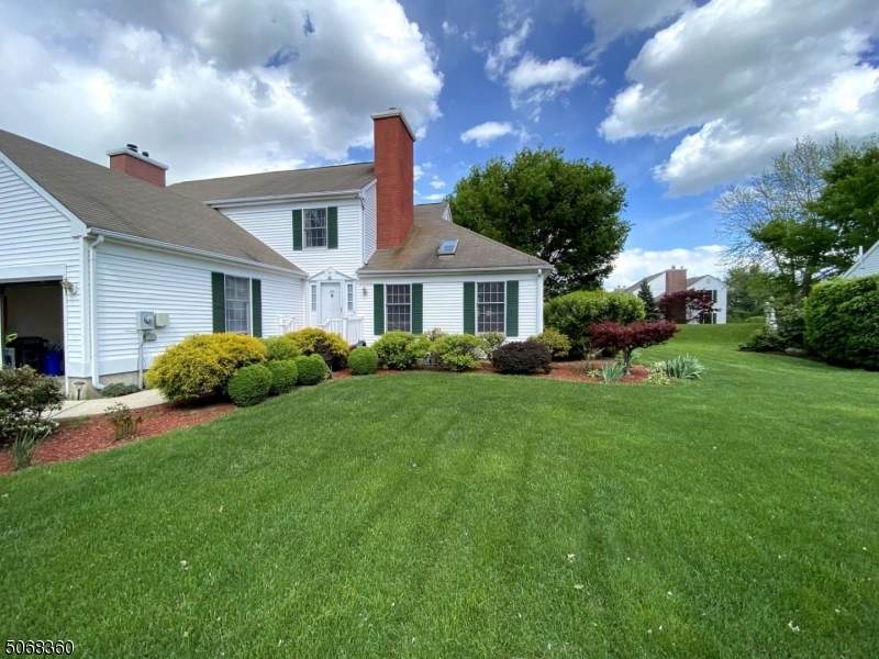 322 Alexandria Way - Photo 1
