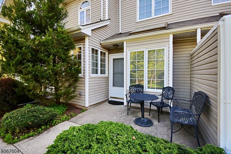 99 Birchwood Rd - Photo 1