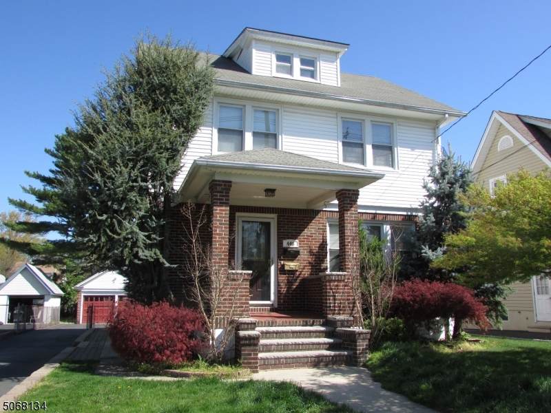 448 3rd Ave - Photo 1