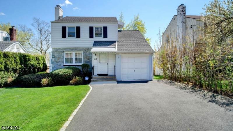 14 Swayze St - Photo 1