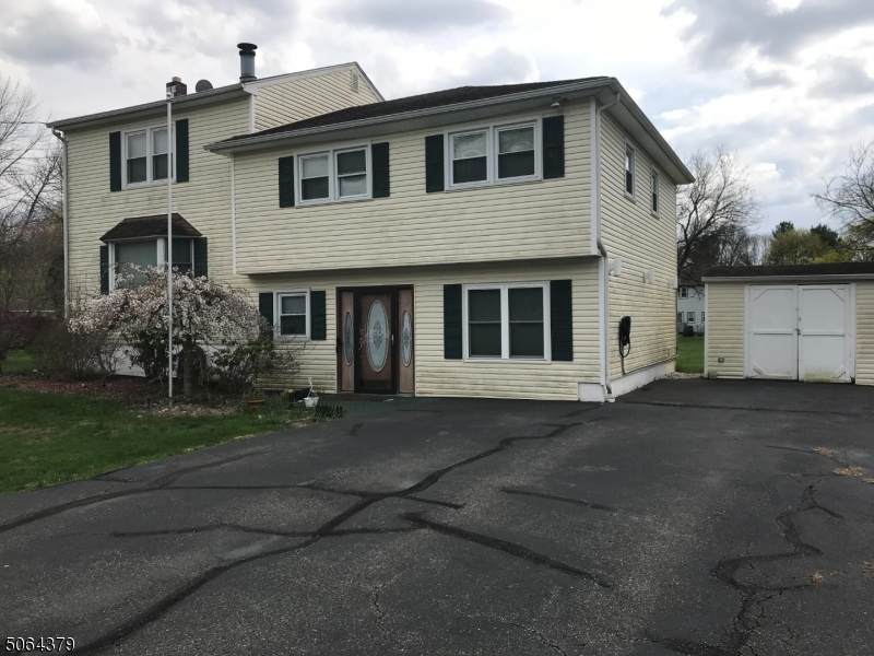 19 Indian Ln - Photo 1