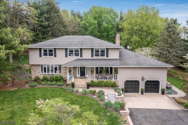 15 Sunrise Cir - Photo 1