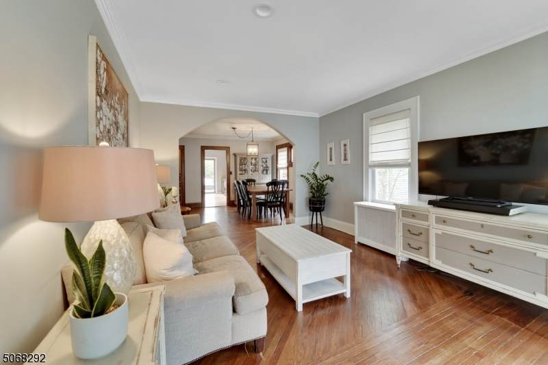 21 Adams Ave - Photo 1