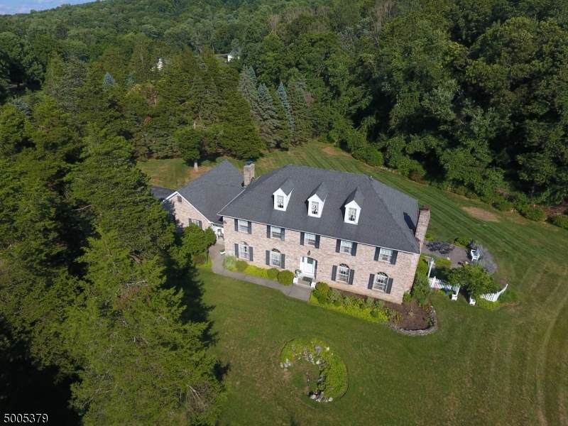 70 Deire Dr - Photo 1