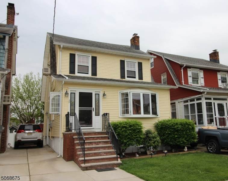 292 Argyle Pl - Photo 1