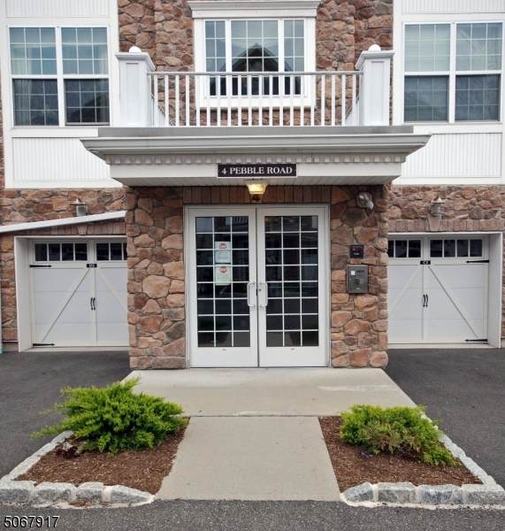4 Pebble Rd D1 - Photo 1