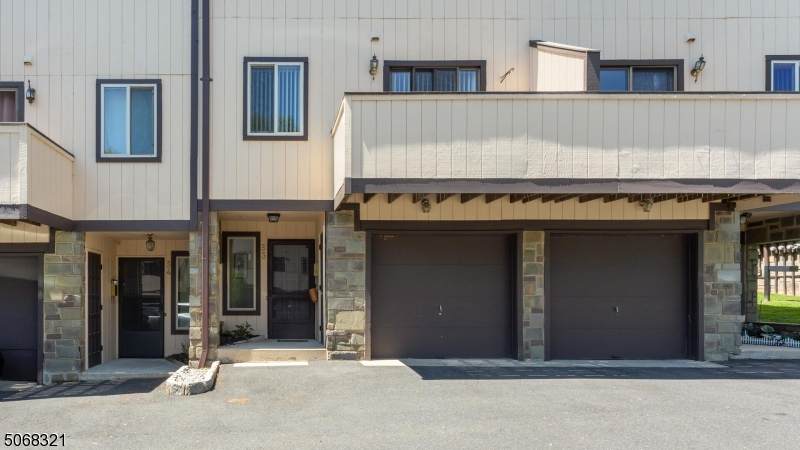 53 Chelsea Way - Photo 1