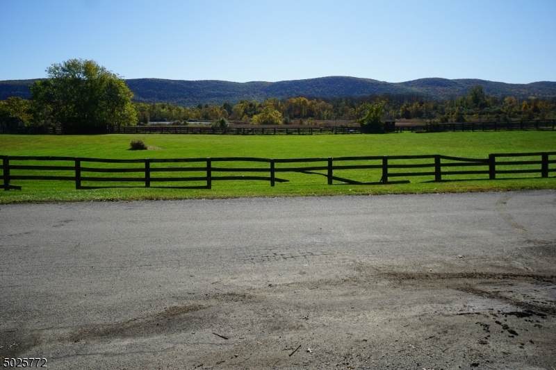 7 Goldenrod Pl - Photo 1