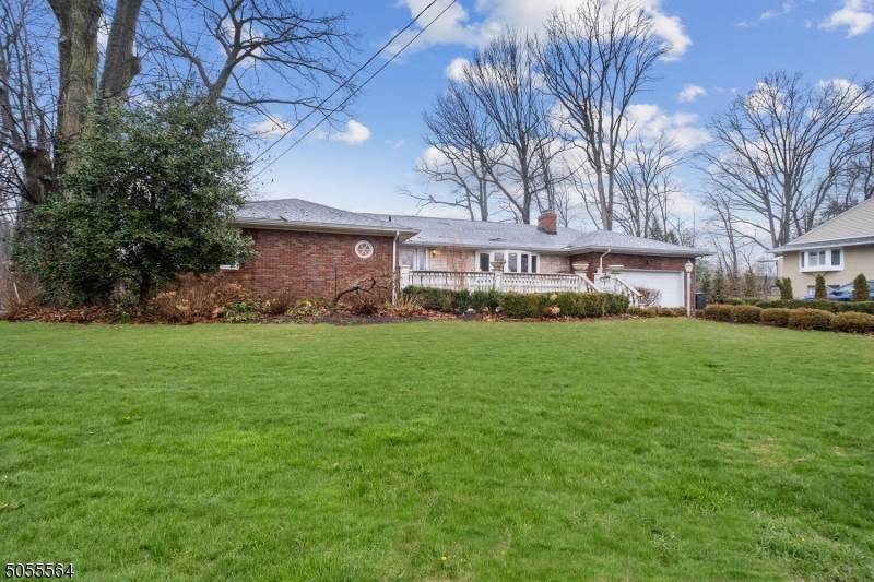 11 Tancin Ln - Photo 1