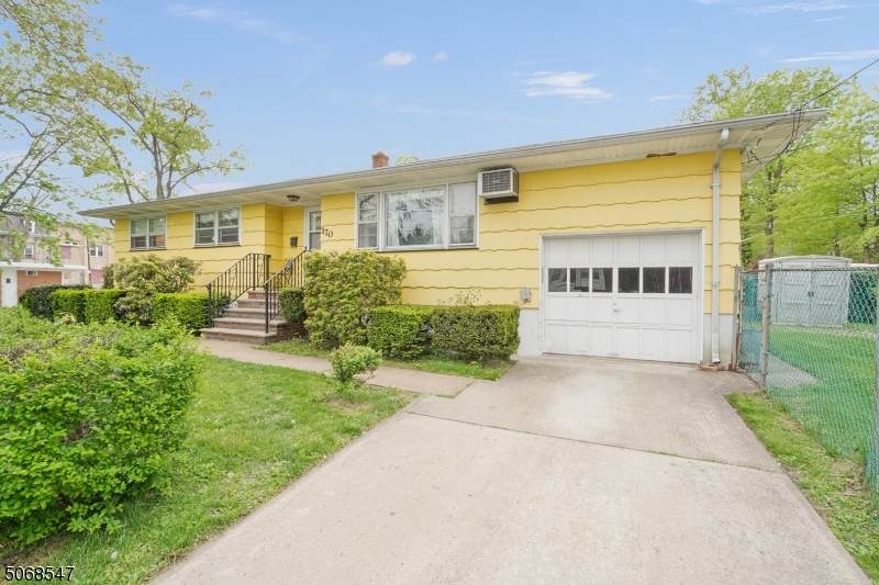 170 W Milton Ave - Photo 1