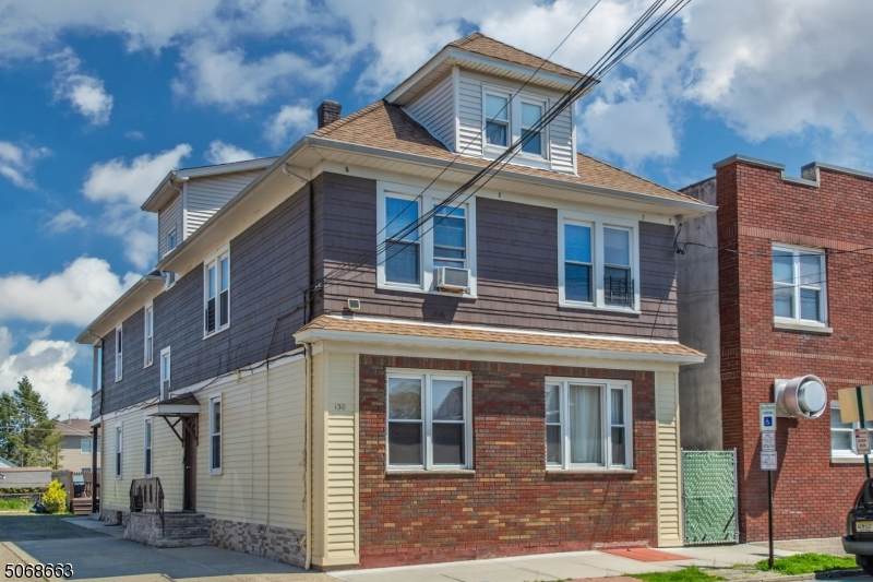 130 Ray St - Photo 1