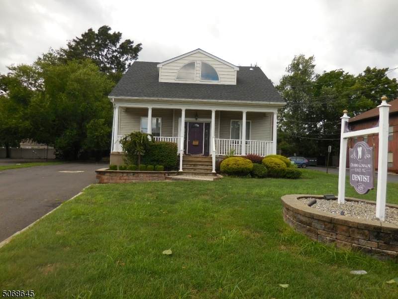 469 Union Ave - Photo 1