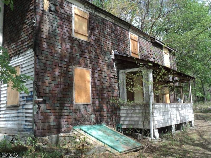1 Rock Hollow Rd - Photo 1