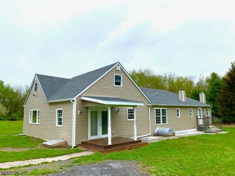 221 River Rd - Photo 1