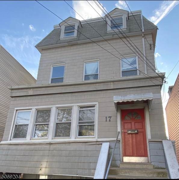 17 Elizabeth St - Photo 1