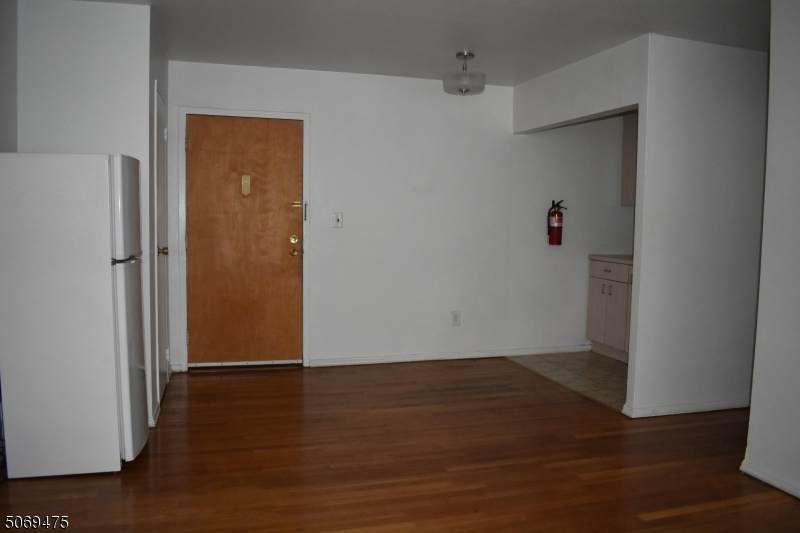 123 Milligan Pl - Photo 1