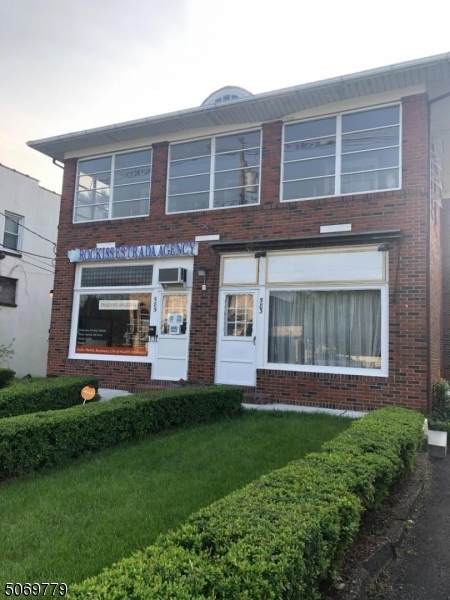 585 Ringwood Ave - Photo 1