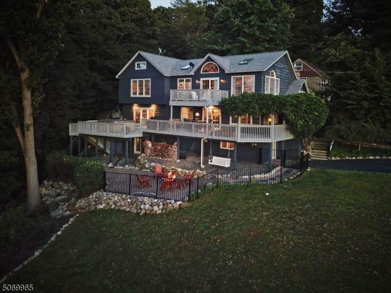 10 Highview Rd - Photo 1
