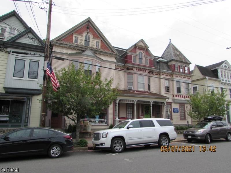 21 Main St - Photo 1