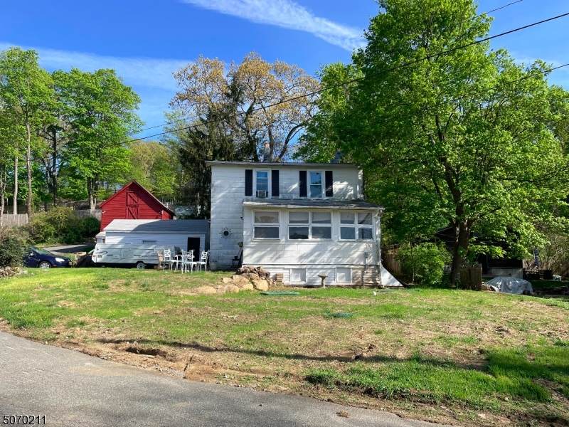 6 Bird Ln - Photo 1