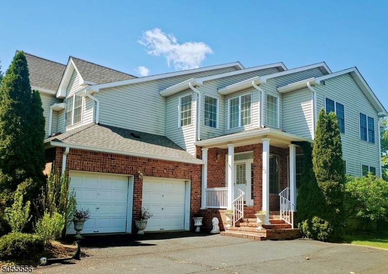 22 Newell St - Photo 1