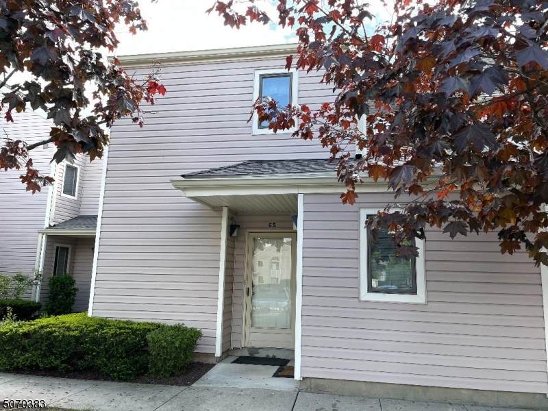 136 Changebridge Rd G6 - Photo 1