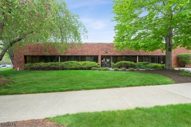 307 College Rd E. - Photo 1