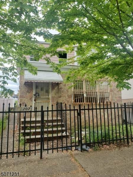 207 Broad St - Photo 1