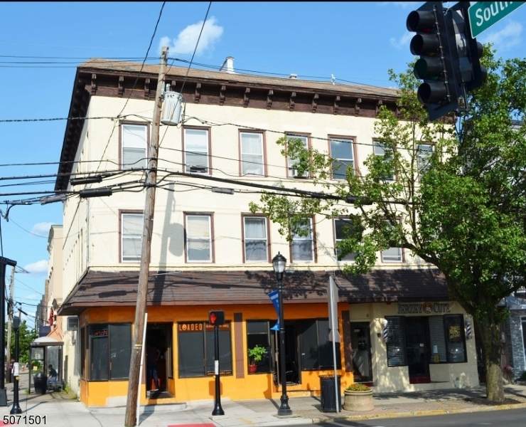 101 Center St - Photo 1