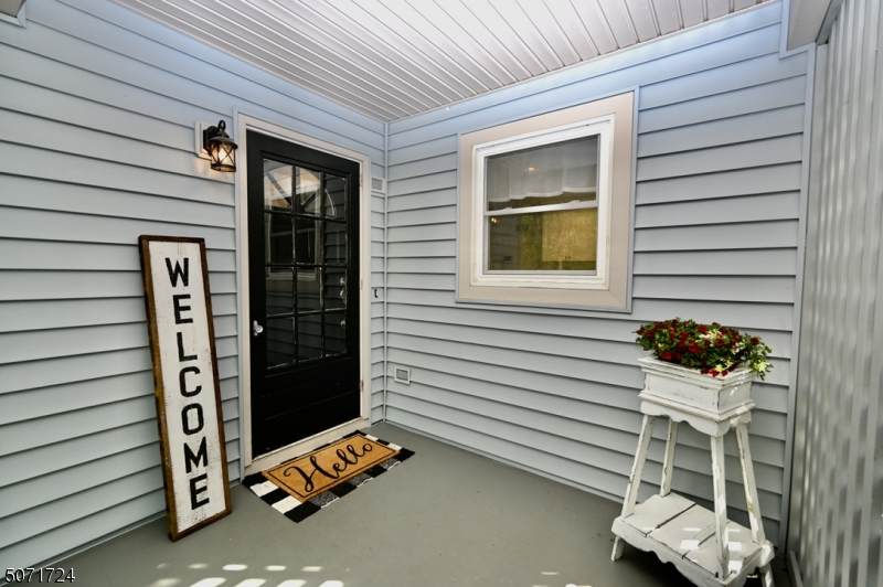 212 Ross Stevenson Cir - Photo 1