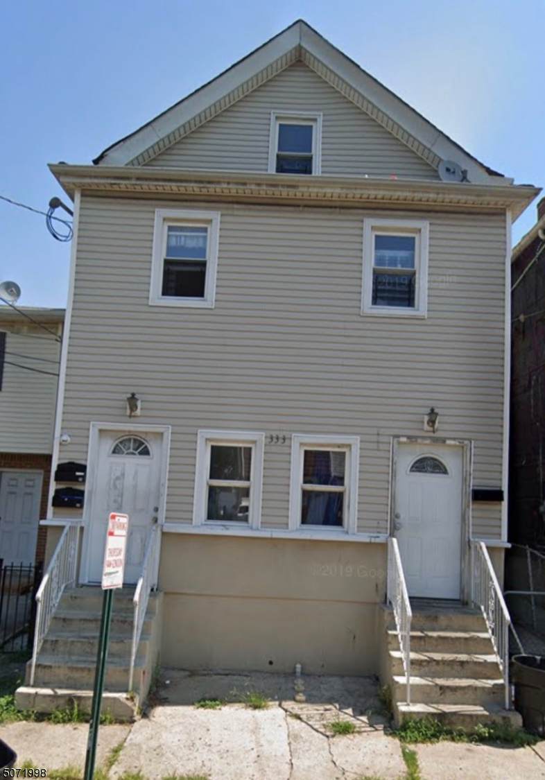 333 Bond St - Photo 1