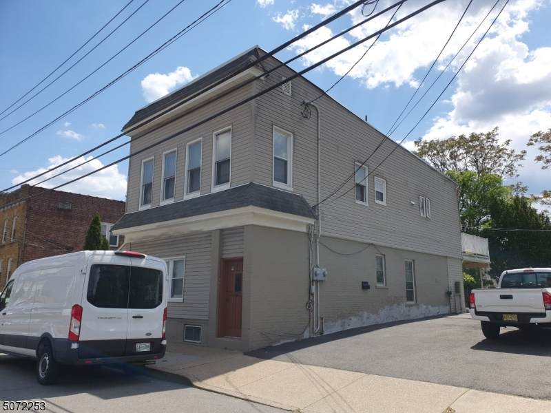 267 Preakness Ave - Photo 1