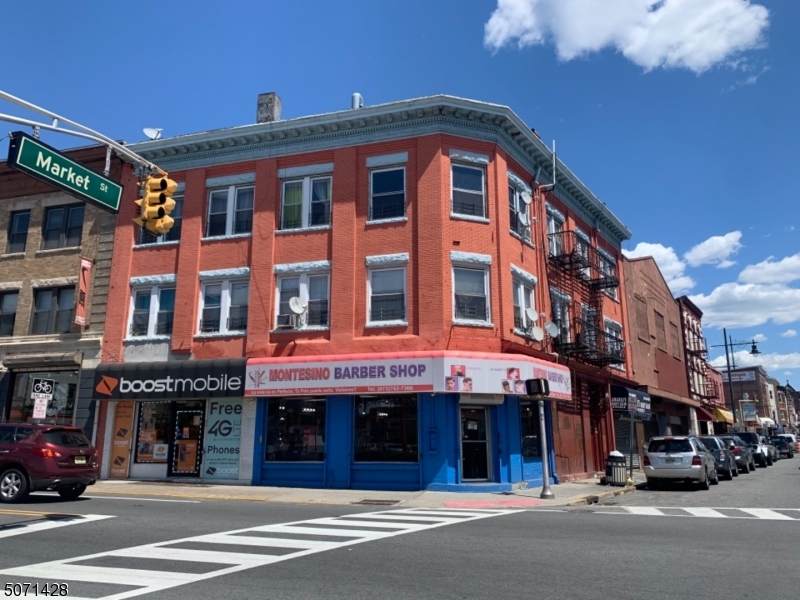 291 Market St - Photo 1