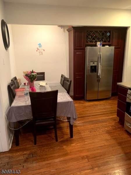 538 Page Ave - Photo 1