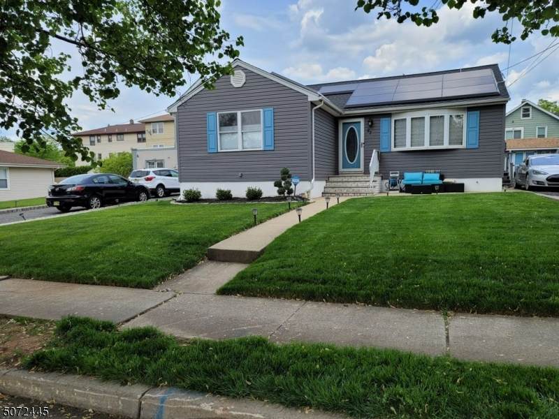 27 Avenue D - Photo 1