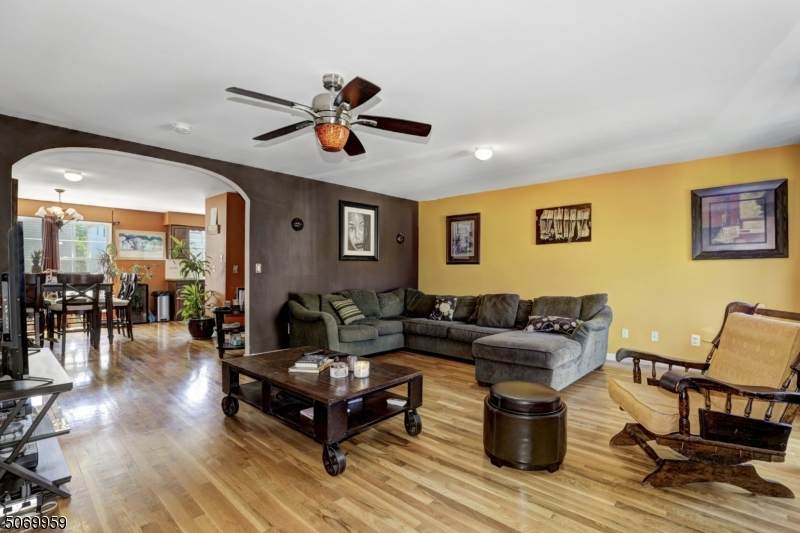 8 Governor St - Photo 1