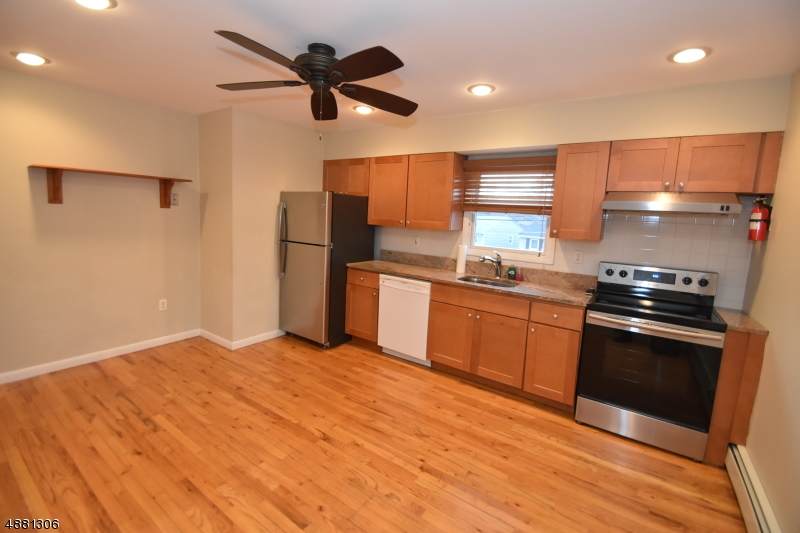 28 Franklin Rd - Photo 1