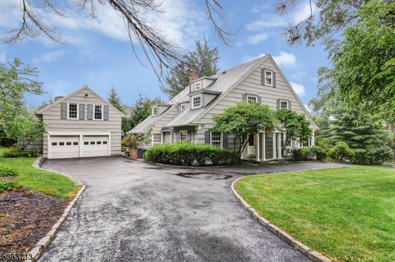39 Hemlock Rd - Photo 1