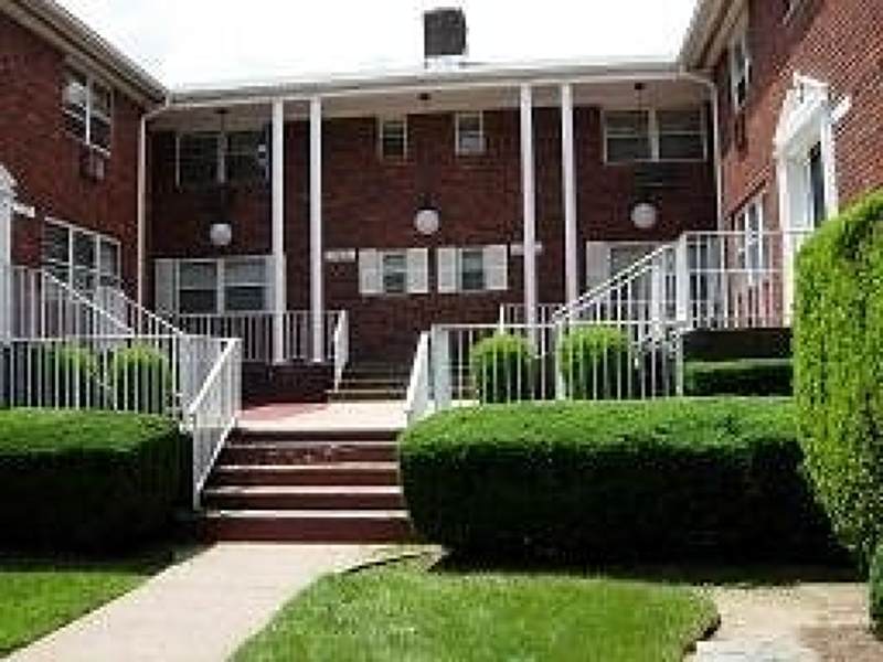 191 N Beverwyck Rd - Photo 1