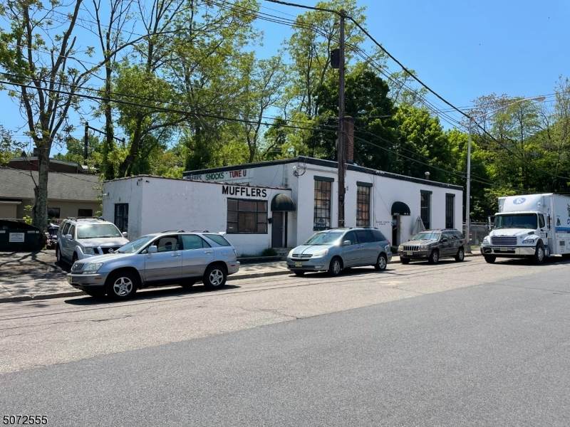 90 Bassett Hwy - Photo 1