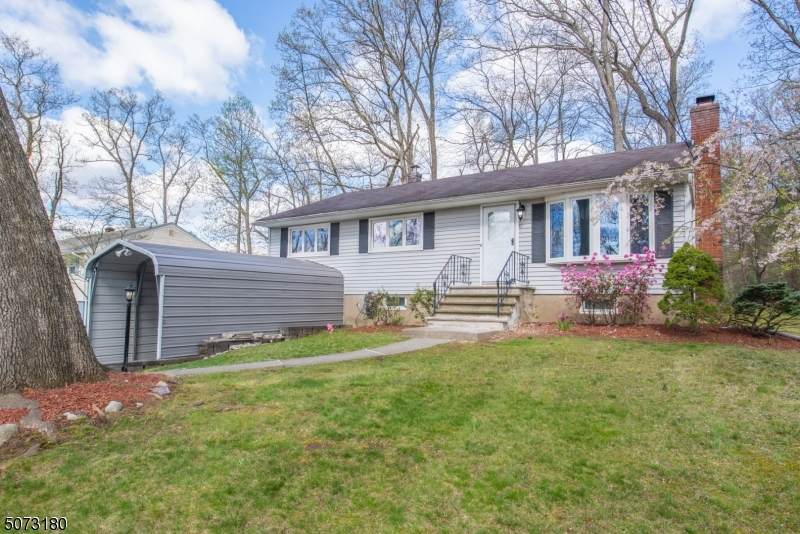 16 Glacier Dr - Photo 1