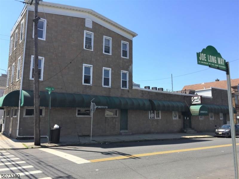 714 3rd Ave - Photo 1
