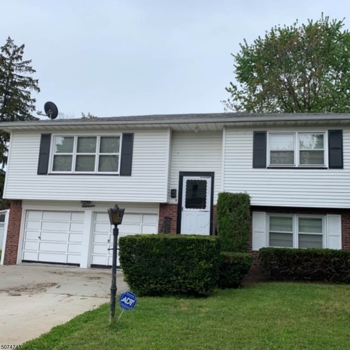 11 Woodland Ave - Photo 1