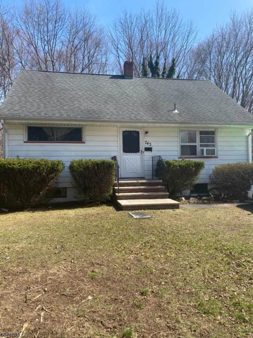 743 Newcomb Rd - Photo 1