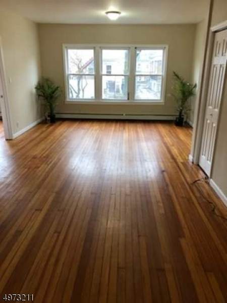 34 Isabella Ave - Photo 1